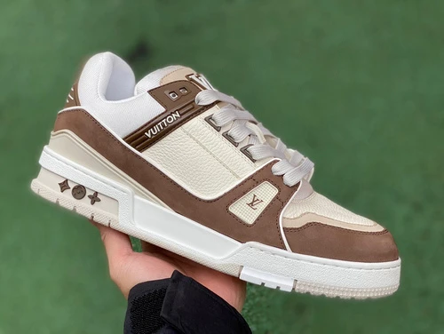 LOUIS VUITTON Trainer White Brown