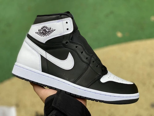 Air Jordan 1 High Reverse Panda DZ5485-010