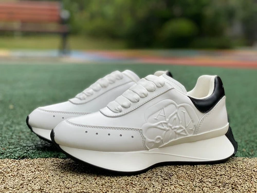 Alexander McQueen Sprint Runner Black White