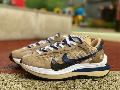 Nike x Sacai Vaporwaffle Beige CV1363-102