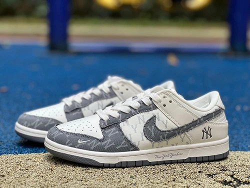 Nike Dunk x MLB "New York Yankees" Grey White DQ1098-347