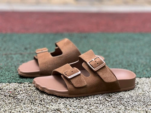 Balenciaga Slides Brown