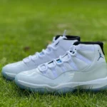 Air Jordan 11 "Legend Blue" White Blue Basketball Shoes CT8012-104