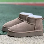 UGG Grey Mid-Top