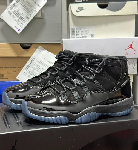 Air Jordan 11 "Gamma Blue"