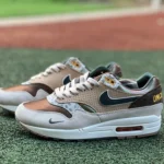 Division St. x Nike Air Max 1 "University of Oregon" Beige Brown HQ2640-20