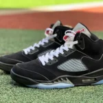 Air Jordan 5 "Black Metallic Reimagined" 2025 HF3975-001