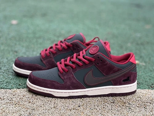 Riot Skateshop x Nike SB Dunk Low Red Black FZ1289-200