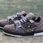 LV Trainer Brown