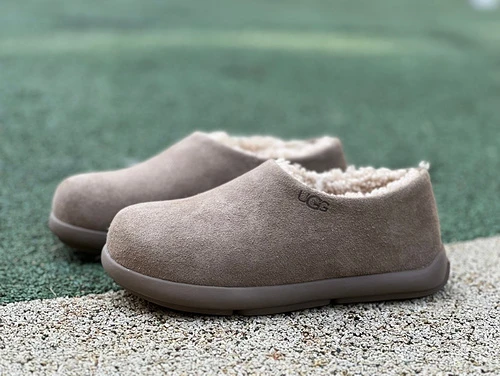 UGG Light Grey Slip-On