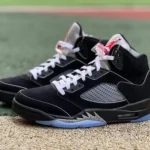 Air Jordan 5 "Black Metallic Reimagined"  HF3975-001