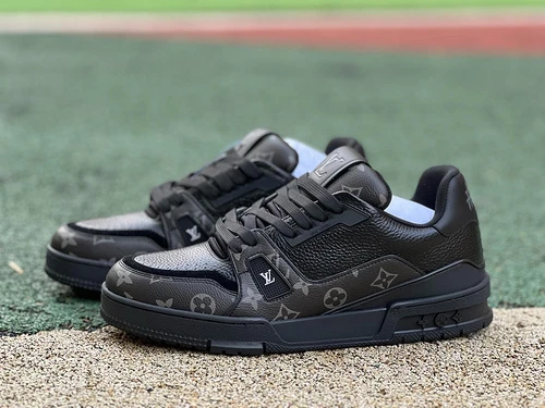 LOUIS VUITTON Trainer Black Denim