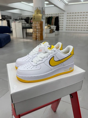 Kobe Bryant x Nike Air Force 1 Yellow Purple White FZ1151-100