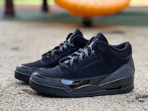 Air Jordan 3 "Black Cat" Black Cracked Leather RN Version CT8532-001