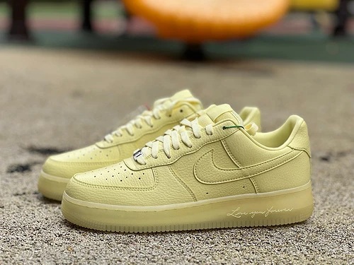 Nike Air Force 1 Yellow CZ8065-800