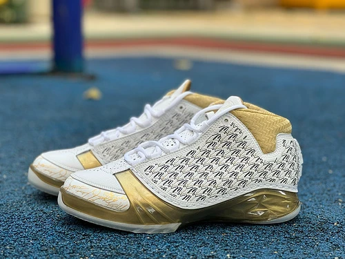 Air Jordan 23 Gold Sneaker