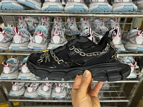 VG Pure Original Balenciaga Phantom Sneaker 3XL Black Chain Lock W3XPL1882