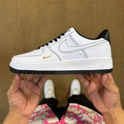 3A 正版 Air Force 1 AF1 黑白小金钩运动鞋 IB6543-101