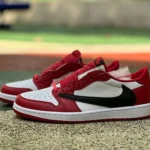 LJR版 AJ1 Travis Scott 低帮白黑红运动鞋 DM7866-101
