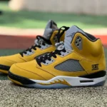 OG 正版 AJ5 东京限定版运动鞋 IO3372-700