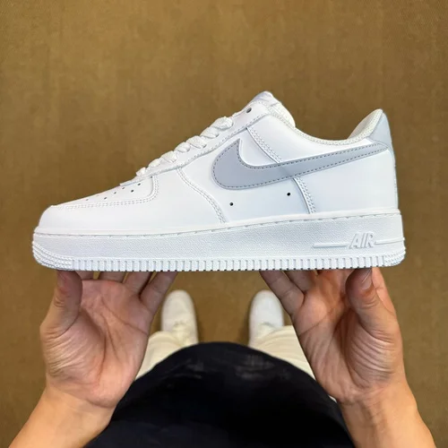 3A 正版 Air Force 1 AF1 白浅紫钩运动鞋 FJ4146-117