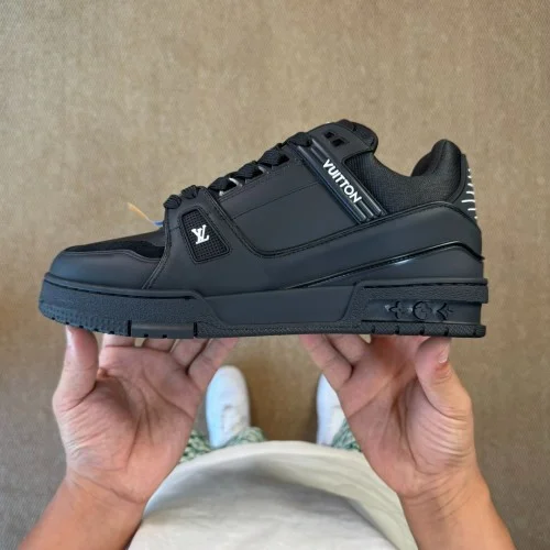 路易威登 x Nigo 联名 Portrait 黑色训练鞋