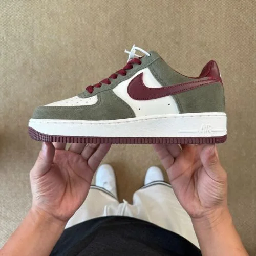 3A 正版 Air Force 1 AF1 麂皮棕白运动鞋 FQ8714-302