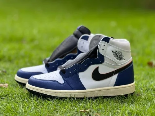 AJ1 高帮黑蓝 Air Jordan 1 复古运动鞋 DZ5485-100