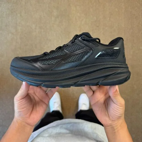 HOKA ONE ONE Clifton 9 GTX 防水黑色跑鞋 1155370/BBNB