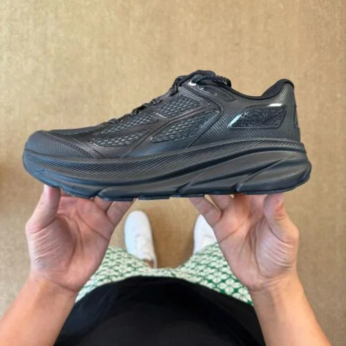 HOKA ONE ONE Clifton 9 黑色马拉松跑鞋 1155370/BBNB