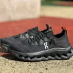 On x LOEWE Cloudtilt 黑色跑鞋