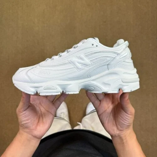 C版 新百伦 NB1000 白色运动鞋 M1000BW