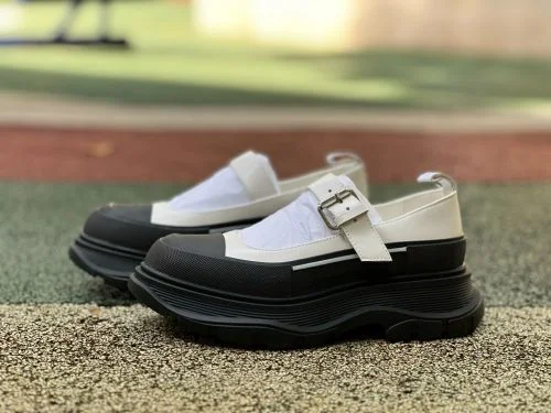 Alexander McQueen Thread Slick Mary Jane 鞋 黑白