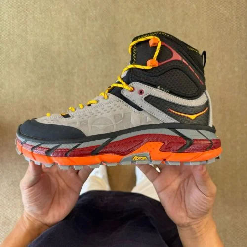 正版 HOKA ONE ONE 超高帮黑灰红越野跑鞋 1129958/BCPPP