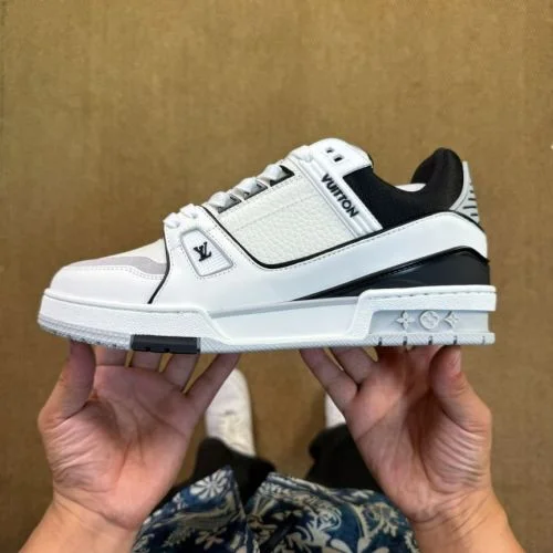 路易威登 2025 白黑训练鞋