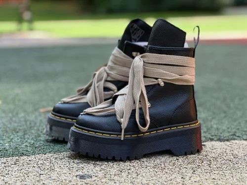 Rick Owens x Dr. Martens 黑色靴
