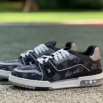 路易威登 Trainer 黑灰训练鞋