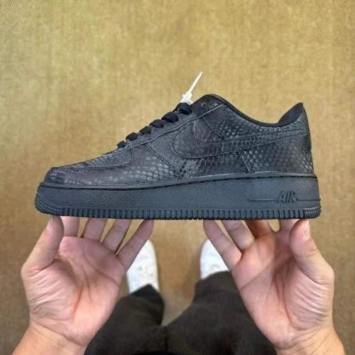3A 正版 Air Force 1 AF1 科比黑蛇皮运动鞋 IB0018-001