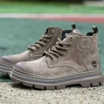 Timberland 中帮灰褐色靴