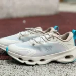 LOEWE x On Cloudsolo 米色跑鞋