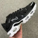PB-MAX 耐克 Air Max Plus 黑白跑鞋 DM2362-001