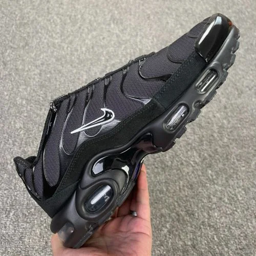 PB-MAX 耐克 Air Max Plus 黑银渐变跑鞋 DZ4509-001