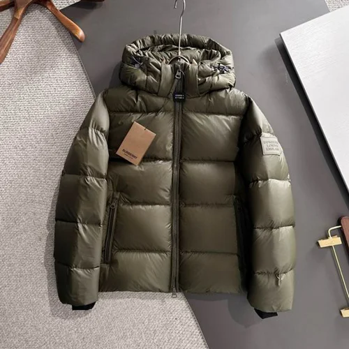 Burberry 羽绒服奢华男士保暖夹克 48-56