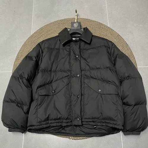 Miumiu 羽绒服女士时尚保暖夹克 34-38