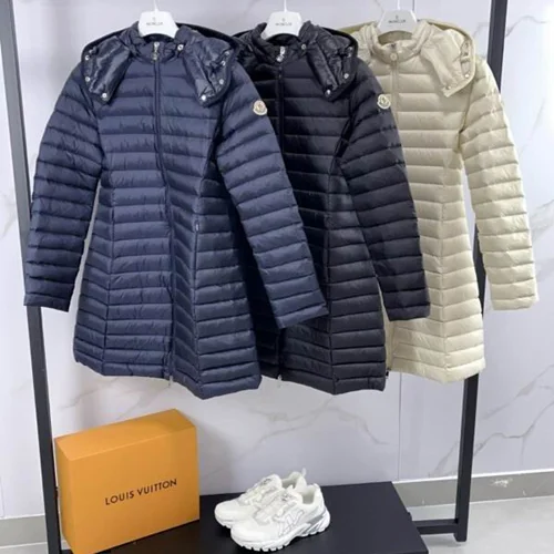 Moncler 羽绒服奢华男女通用保暖夹克 0-3
