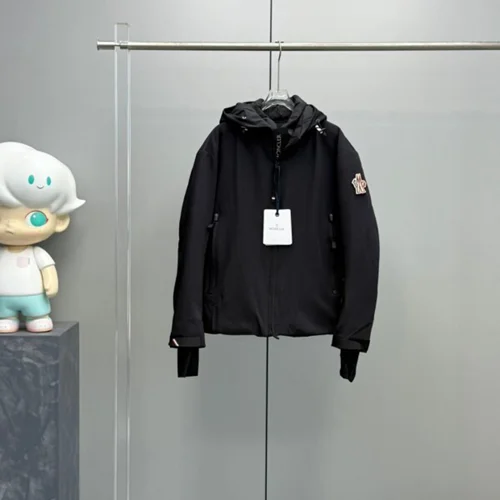 Moncler 羽绒服奢华男女通用保暖夹克 1-4