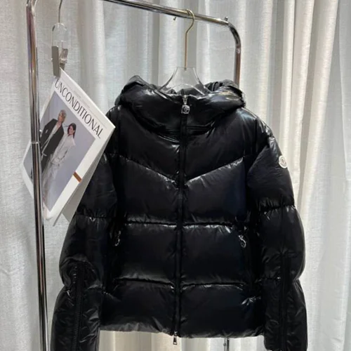 Moncler 羽绒服奢华男女通用保暖夹克 1-4