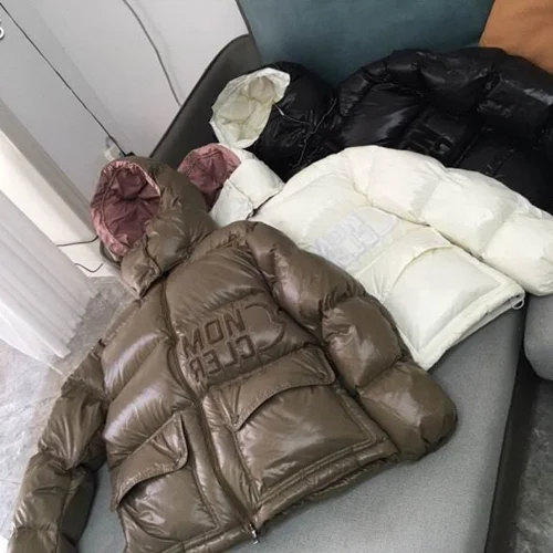 Moncler 羽绒服奢华男女通用保暖夹克 1-4