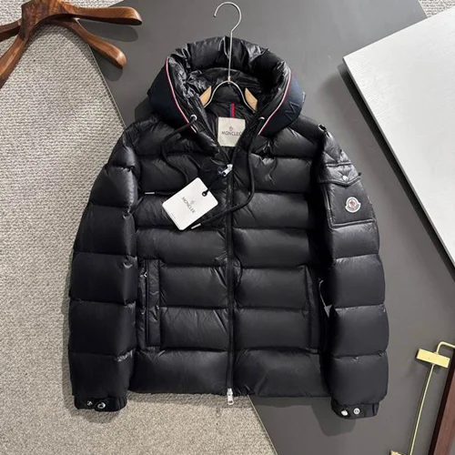 Moncler 羽绒服奢华男女通用保暖夹克 1-5
