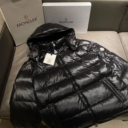 Moncler 羽绒服奢华男女通用保暖夹克 1-6